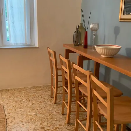Margherita * Ντεζεντσάνο ντελ Γκάρντα